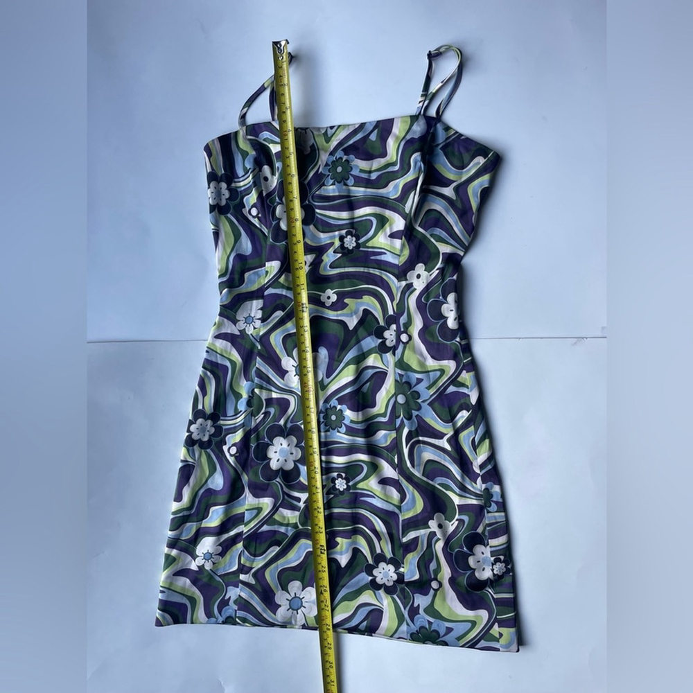 Aritzia Sunday Best Shimmer Satin Mini Dress Size 2 Purple Swirl Floral Print - Picture 4 of 5
